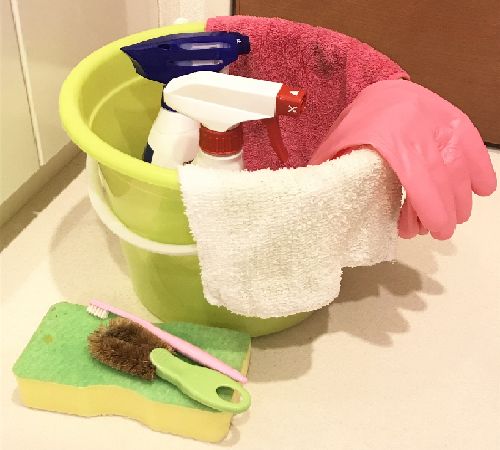 お風呂の掃除用具